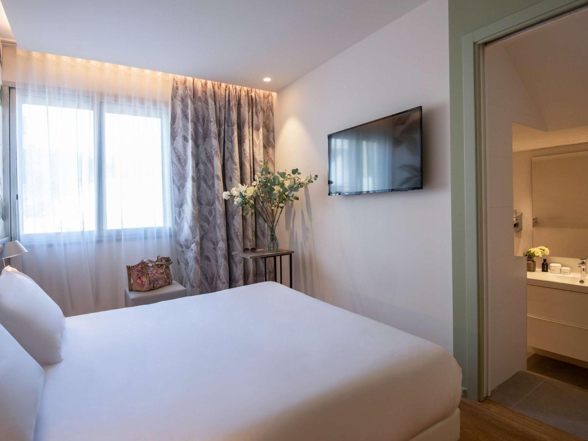 Ibis Styles Beaulieu Sur Mer Exterior photo