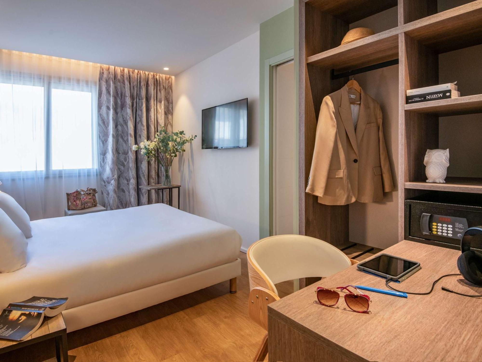 Ibis Styles Beaulieu Sur Mer Exterior photo