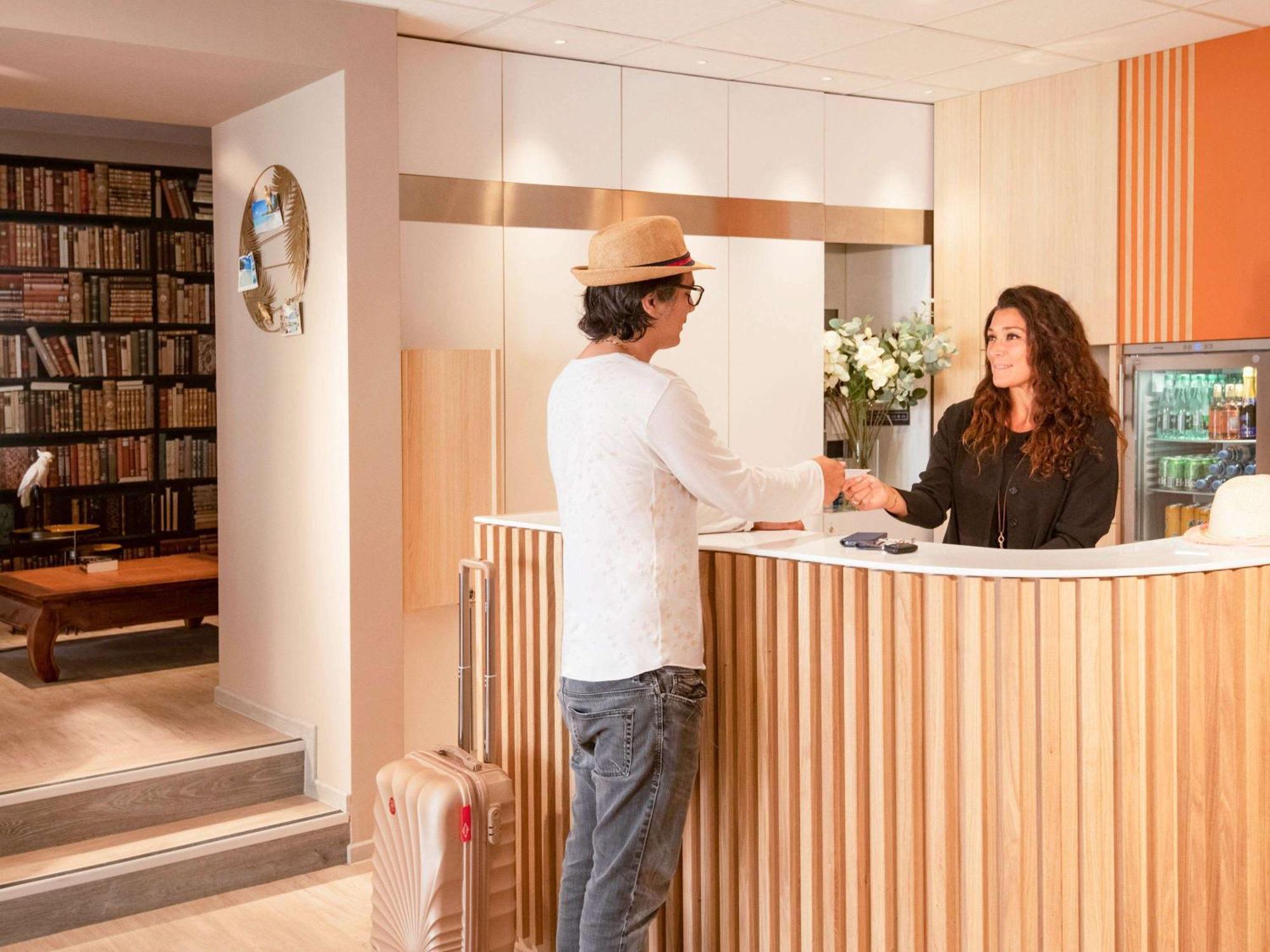 Ibis Styles Beaulieu Sur Mer Exterior photo